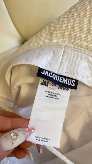 шапка JACQUEMUS Le Bob Artichaut bucket hat