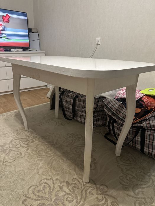 Продам кухонный стол