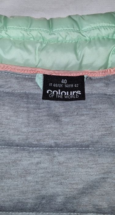 Geaca matlasata -mărime M, impecabila, brand Colours of the world
