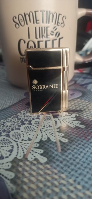 Brichete zippo si una sobranie