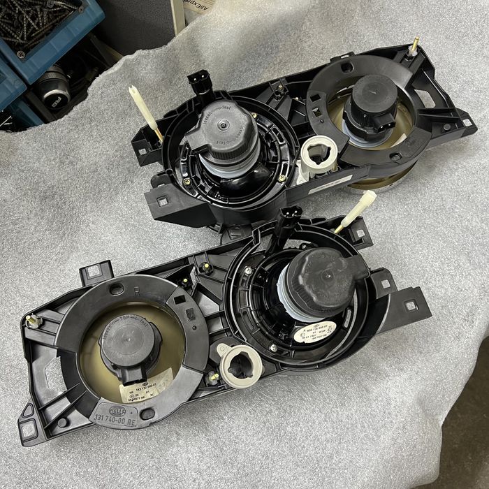 Новые фары HELLA bmw e34 e32 бмв е34 е32