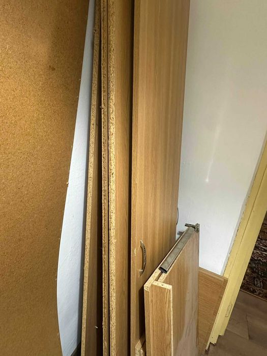 Dulap cu 2 usi, compartimentat