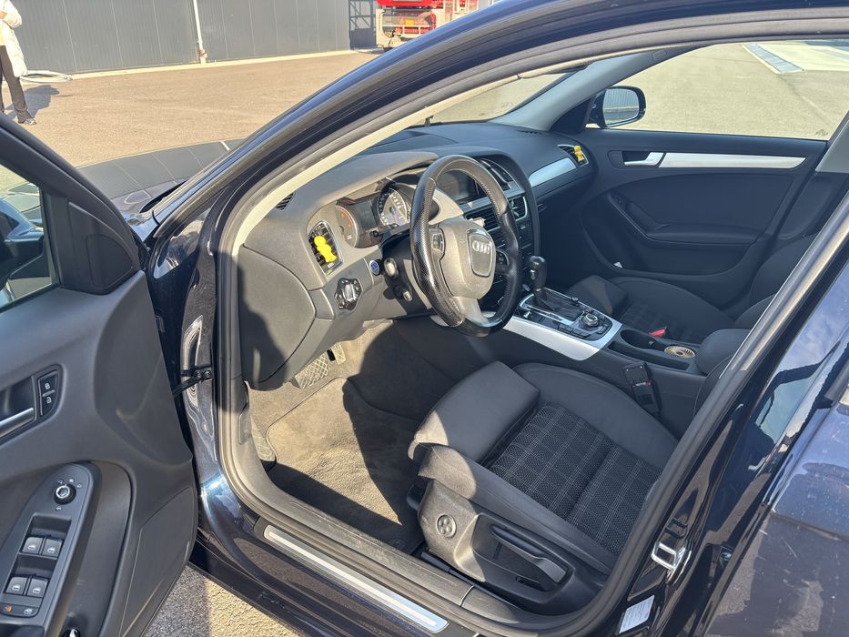 Vand audi a4 b8 2.0 tdi automat