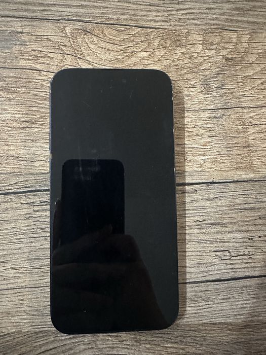 Продам iphone 15 plus