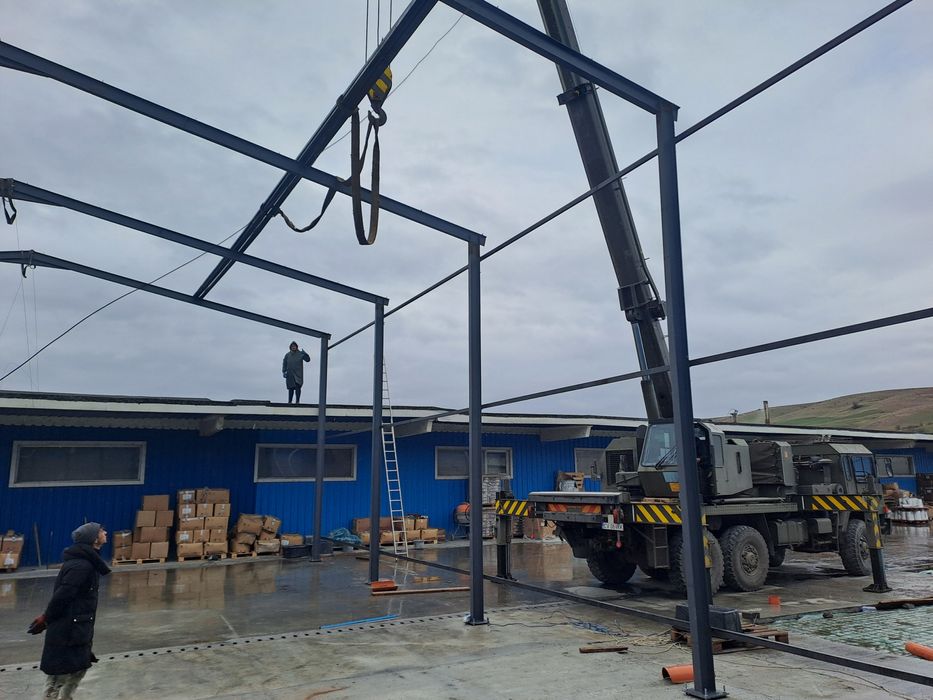 Vand hale metalice pe baza de comanda clientului 10×20×4