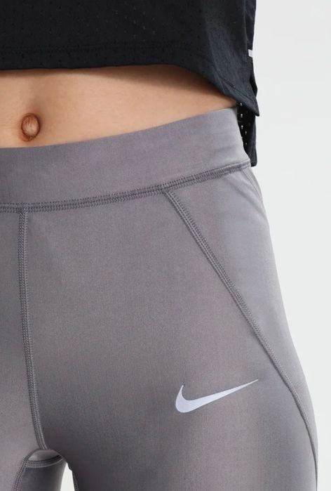 Дамски клин Nike Performance