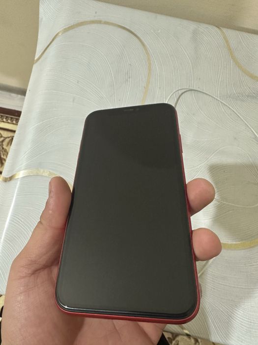 Айфон 11 продам