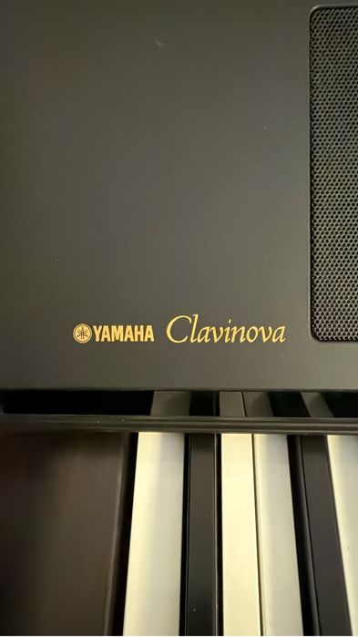 Yamaha Clavinova cvp 305