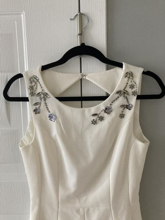 Елегантна рокля на HM