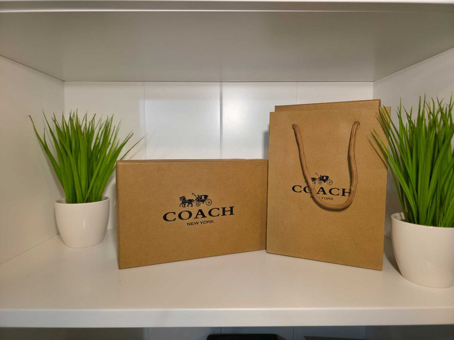 Подаръчен набор от Coach със колан и портмоне