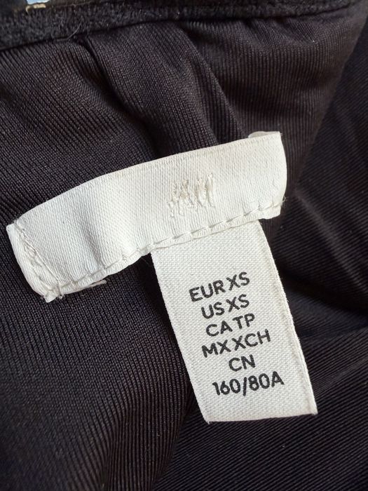 h&m черен топ с пайети