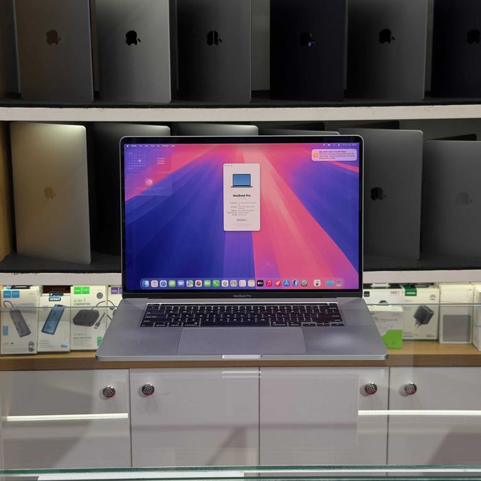 Macbook Pro 16 inch 16/1TB Nasiya Savdo bor