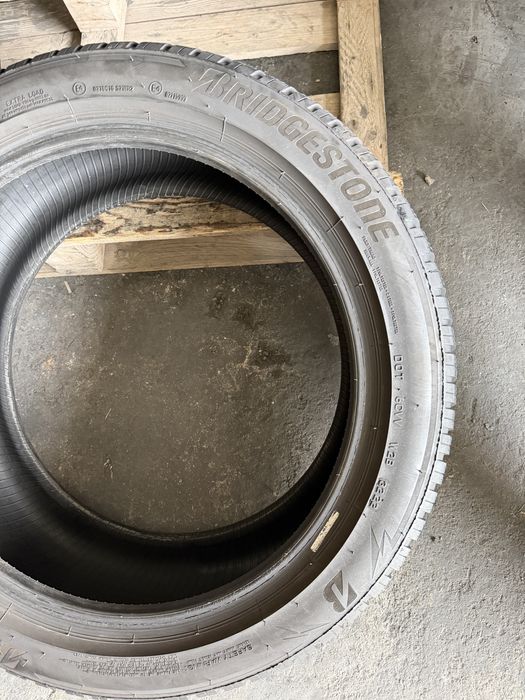 4 anvelope iarna 235/45/18 , Bridgestone , DOT 2022 !