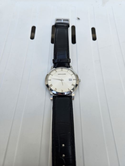 Часовник Pierre Cardin