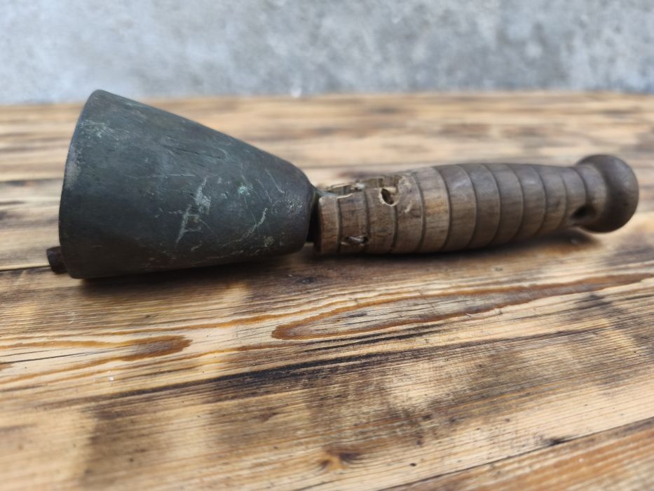 Чан / училищно звънче