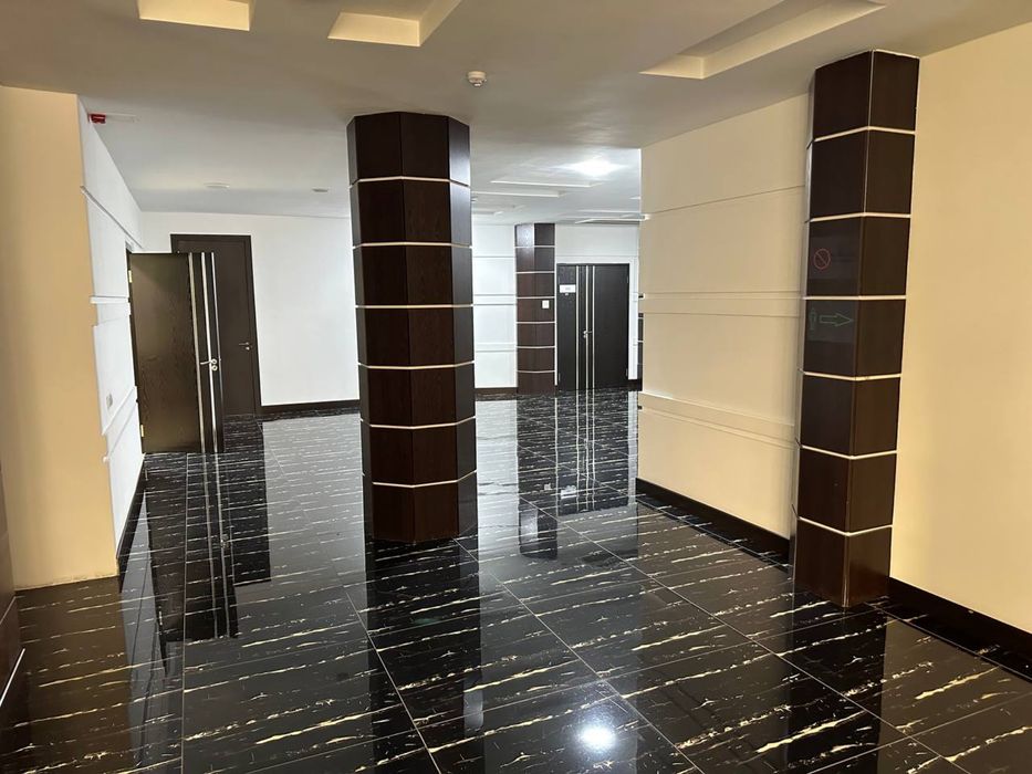 Продается здание Ойбек метро Мирабад 14 соток 6000м2