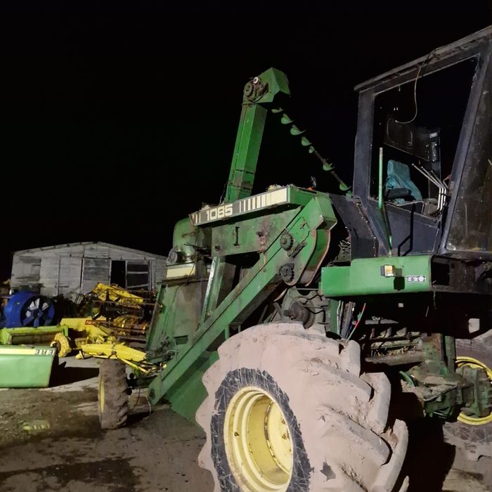 Caii combine John deere
