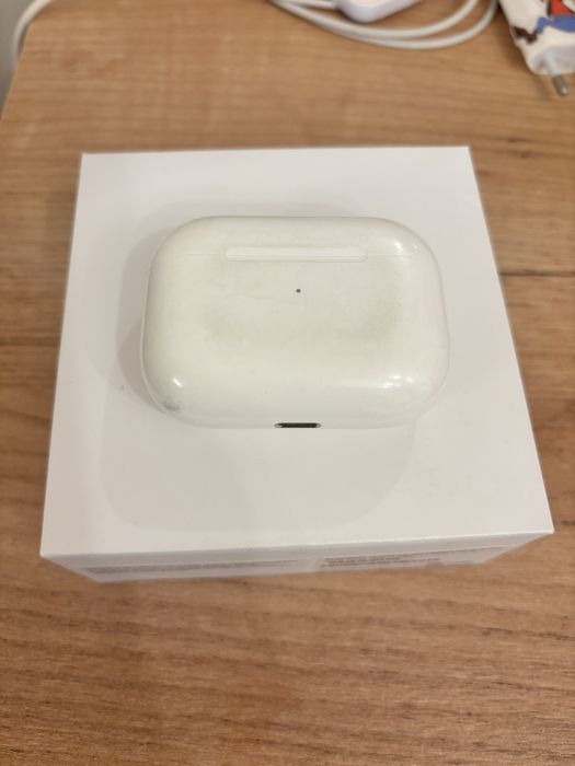 Airpods Pro 1 наушники б/у