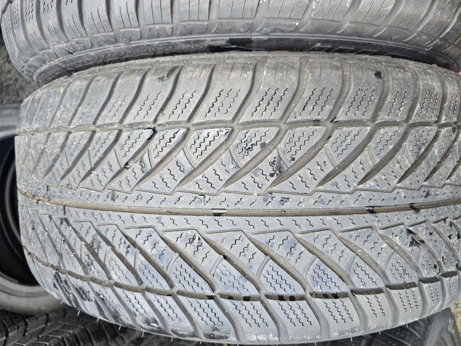Anvelope iarna 255 50 19 Runflat