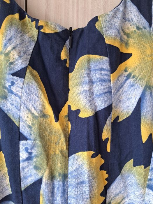 Рокля на Контраст