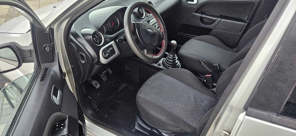FORD Fiesta 2006 — imagine 4