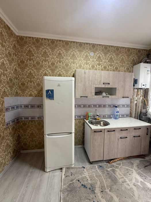 Продаю 1 комнатный Коттедж метро Дустлик