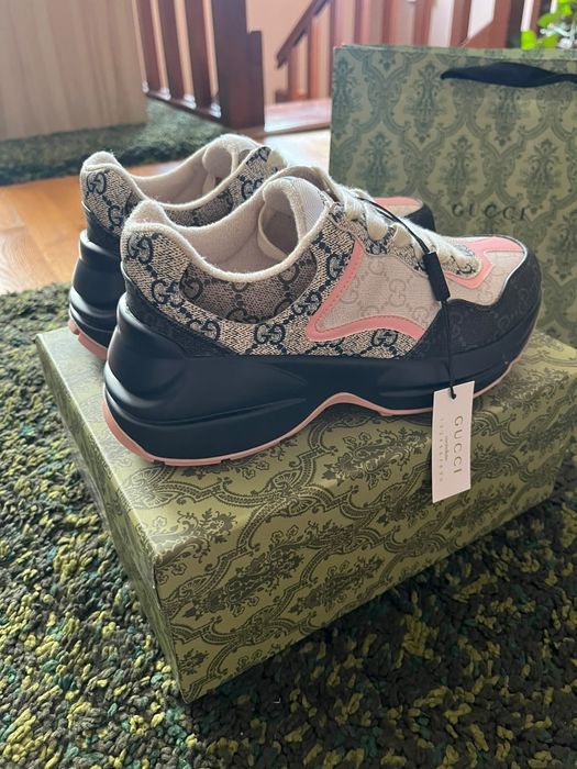 Gucci rhyton roz 40 Full Box