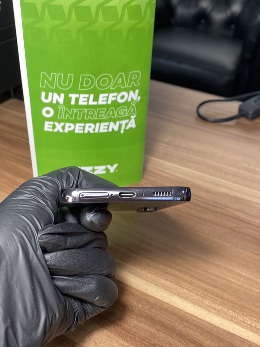 Samsung Galaxy s23• 128 GB • Phantom Black