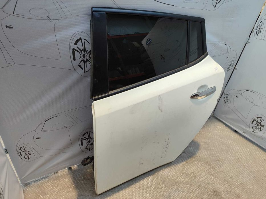 Ușă Spate Stânga Nissan Leaf I ZE0 Hatchback Alb Cod Culoare 326 2016 / [2010-2017] / H21013NLMA H21533NLMA (3C)