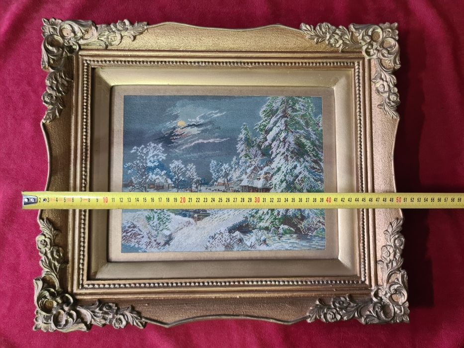 Гоблен "Лунна Зима"
Размери 50×42см.
Разглед