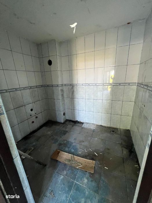 Vila Eforie Sud P+1+T 13 camere la 400m de mare