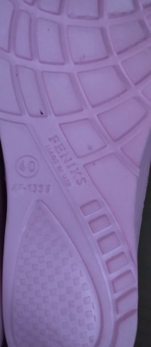 Шлепки Женские - гелевые новые.