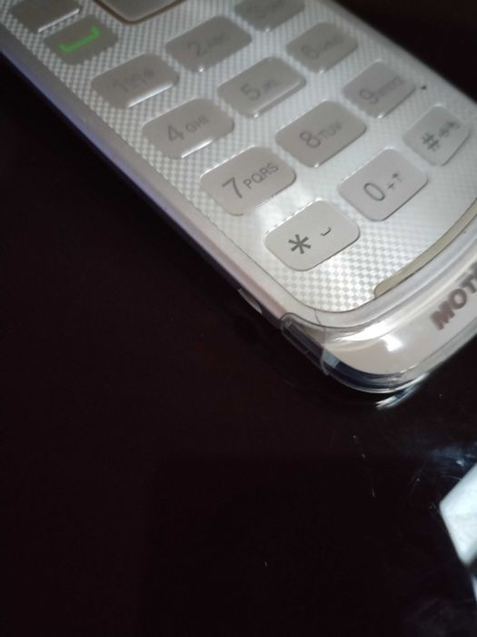 Vând Motorola gleam