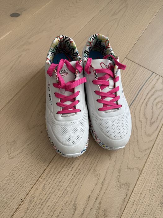 Adidasi Skeckers 39