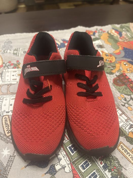 Продаются макасины детские новые