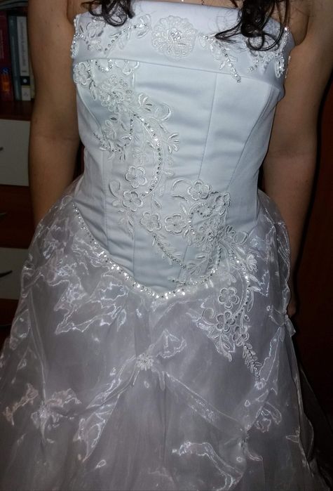 Vând rochie de mireasa