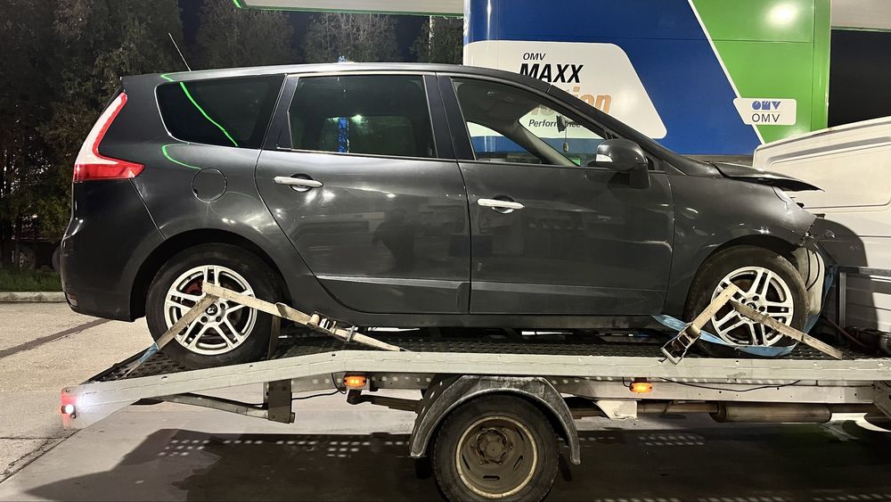 Renault Grand Scenic III Мотор Турбо Дюзи Скорости Врата Стоп Стъкло