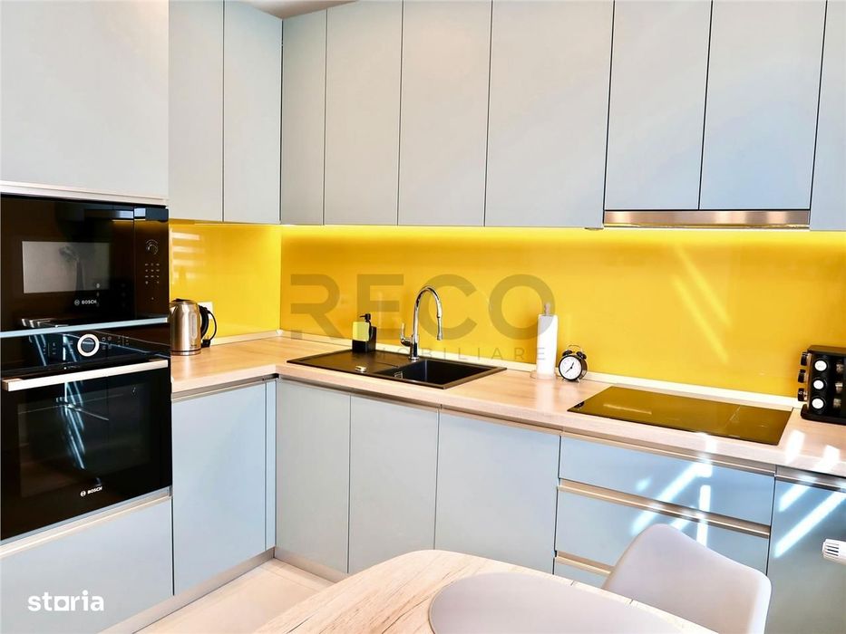 Apartament modern pe Sovata cu balcon spre Cris