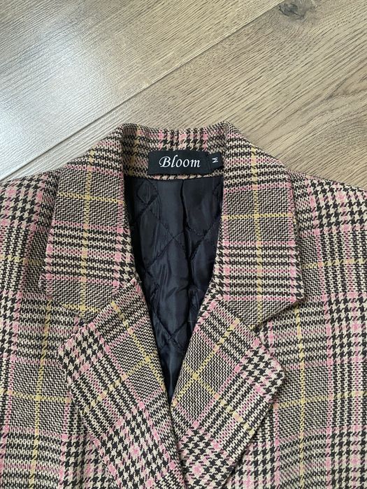 Жакет на размер м (44)