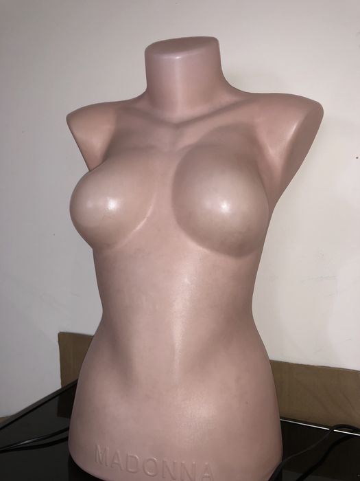 Maniken srocno sotlad