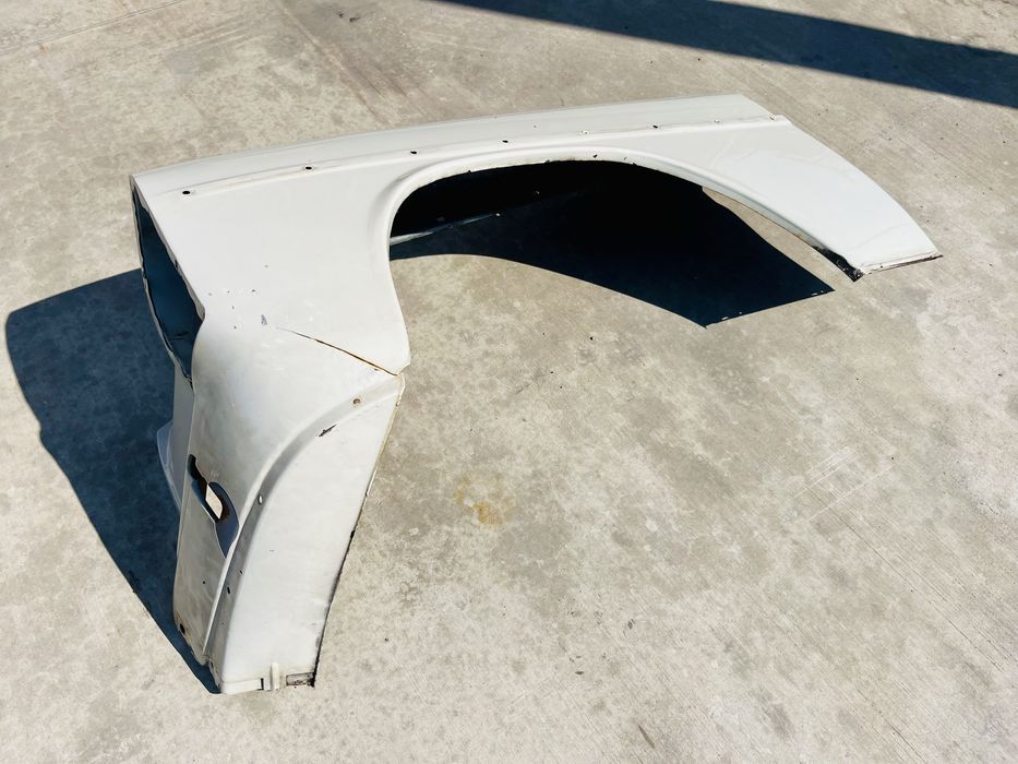 Mercedes преден ляв калник W114/W115