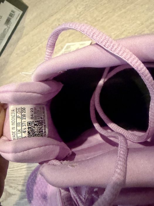 Adidasi adidas noi 37