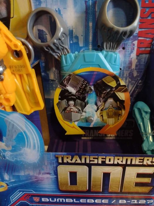 Hasbro Трансформърс Бъмбълби, Robot Battlers Bumblebee (B-127)