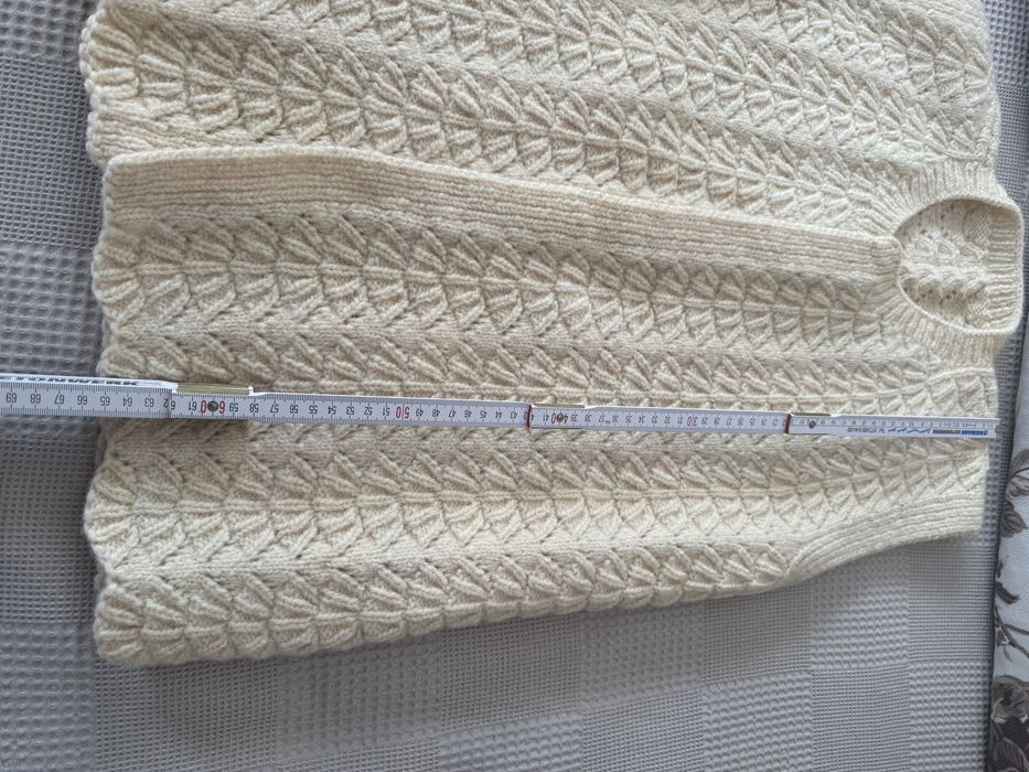 Вълнен плетен елек