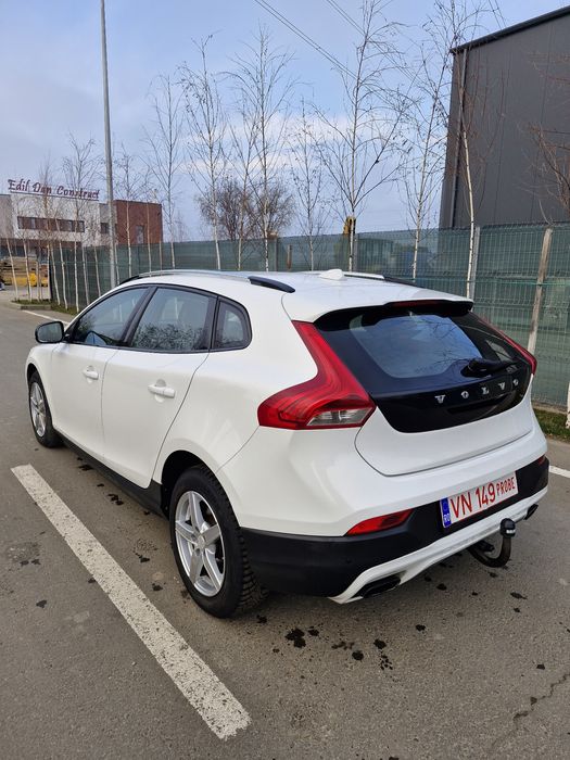 Volvo v40 cross-country d2,an 2015