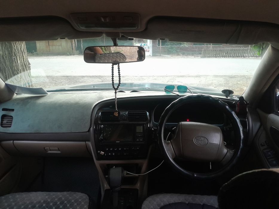 Toyota Avalon. 10кузов