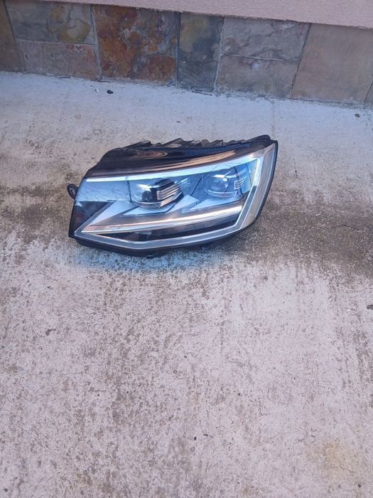 Ляв Фар VW Multivan LED десен/Фар Мултиван/Фар Transporter T6 FULL LED