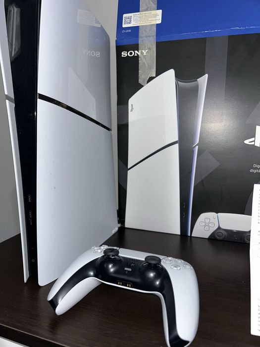 vand playstation 5 1T slim