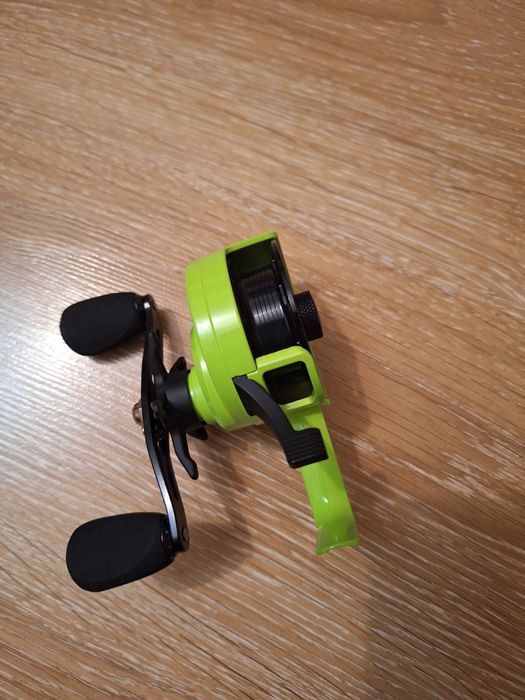 Катушка на зимний спиннинг