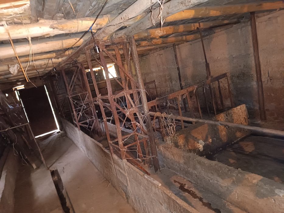 Srochna Qibray Krupiski mahallada 10 dorixona hovli sotiladi